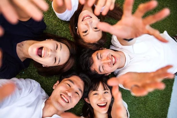 鲁中学校高考部考上大学国家认可吗